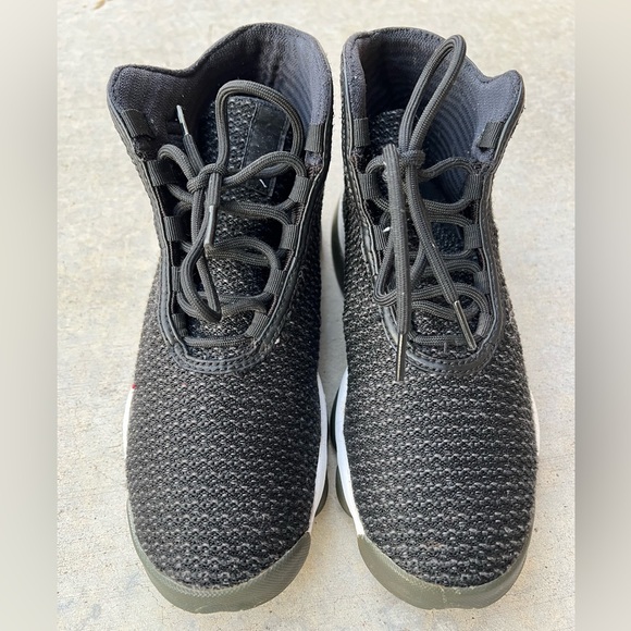 Air Jordan Future - Picture 3 of 5